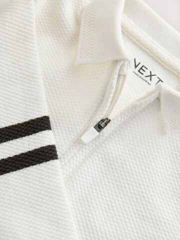 Set Next en gris