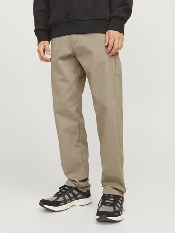 aprel Regular Trousers in Beige: front