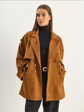 Bianco Lucci Tussenmantel in Bruin