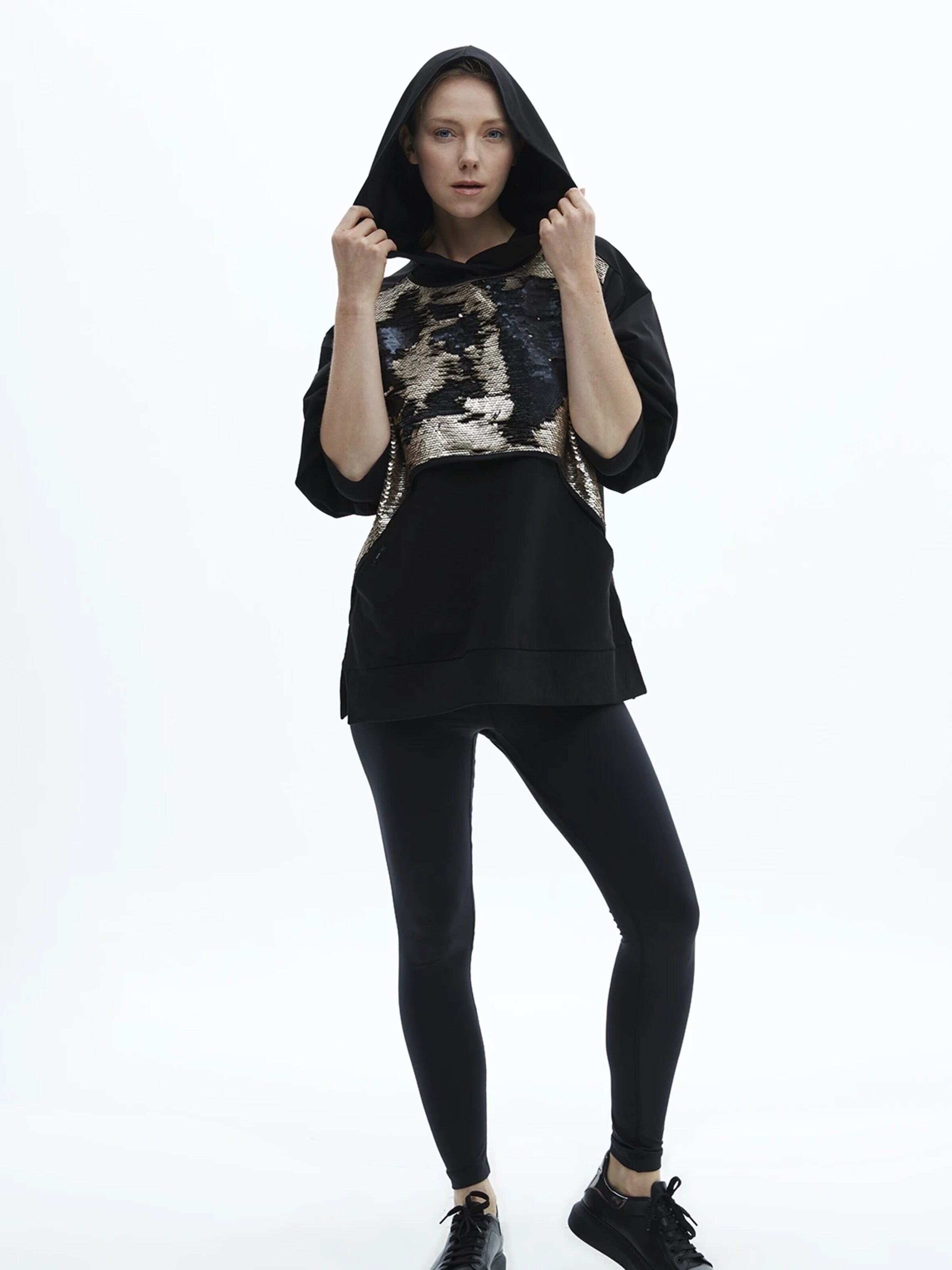 SCR. Sweatshirt 'SHOSIN' in Black