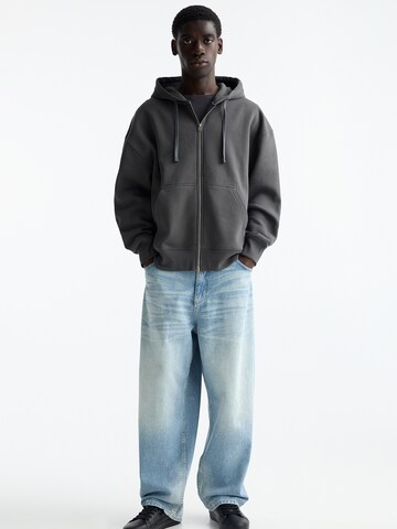 Veste de survêtement Pull&Bear en gris