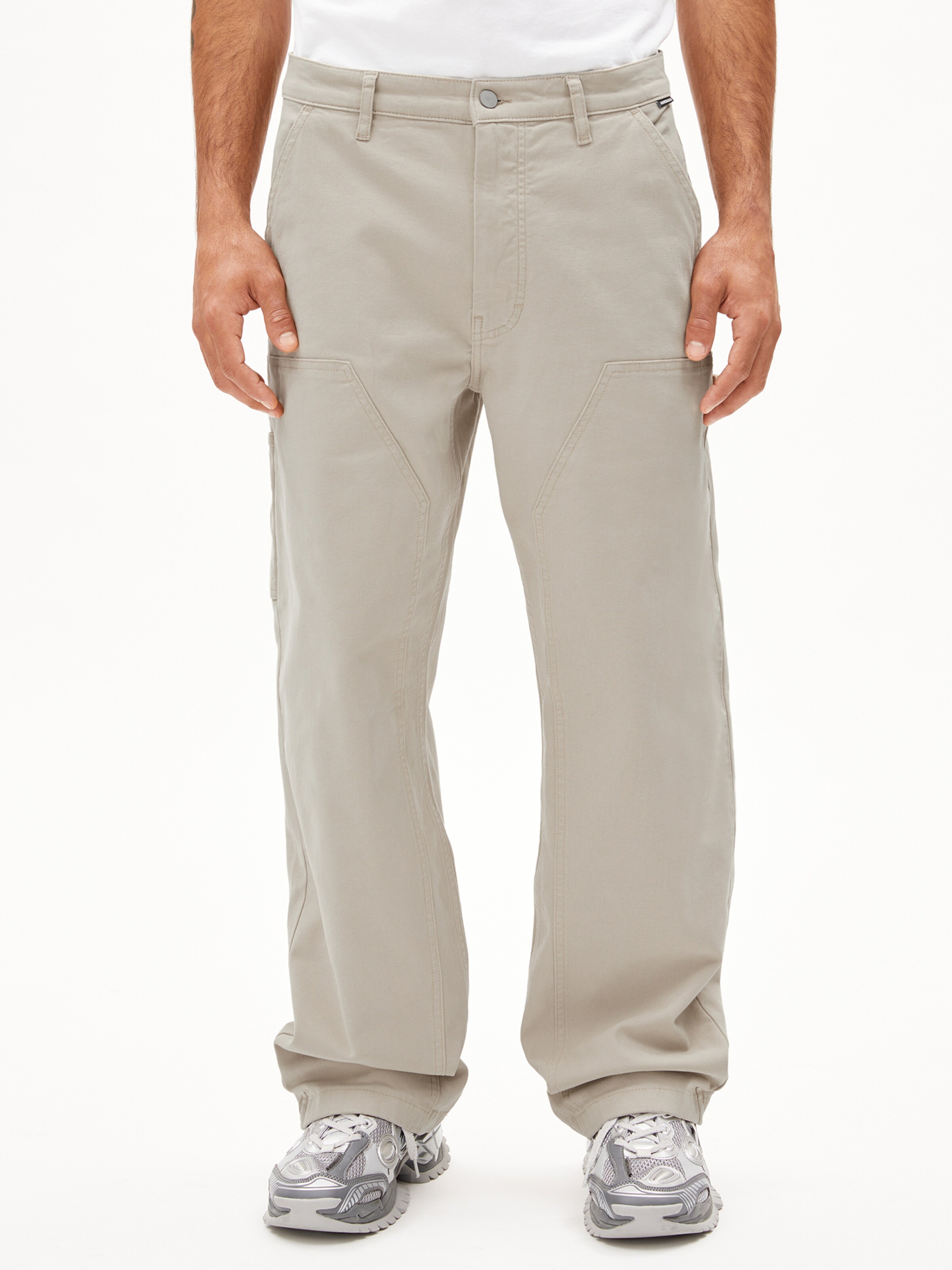 ARMEDANGELS Regular Trousers in Beige: front