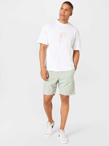 Cotton On Regular Shorts in Grün