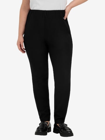 SHEEGO Slim fit Pants in Black: front