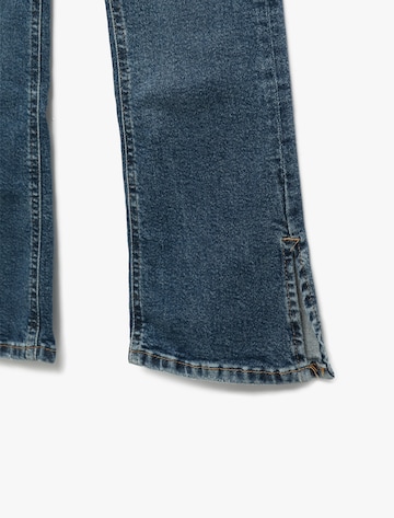Koton Flared Jeans in Blue