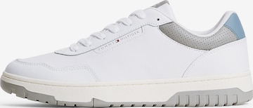 TOMMY HILFIGER Sneakers laag in Wit: voorkant