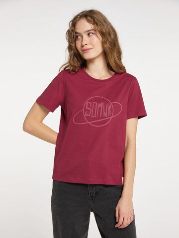 SOMWR T-Shirt 'THE PLANET#S HERE' in Rot: predná strana