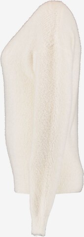 Hailys Pullover in Weiß