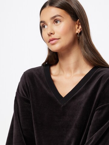 GAP - Sweatshirt em preto