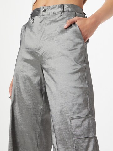 Loosefit Pantaloni cargo 'Lity' di Gestuz in grigio