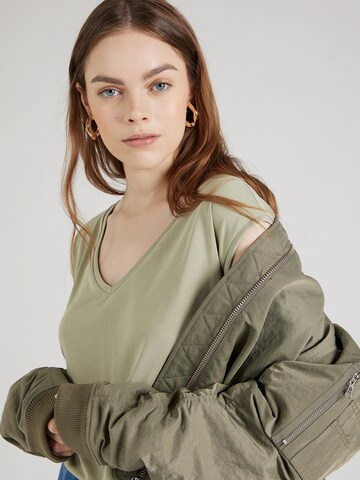 PIECES Shirt 'KAMALA' in Groen