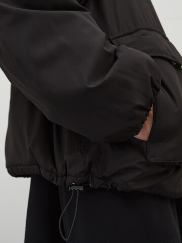 EDITED Between-Season Jacket 'Lennox' in Black