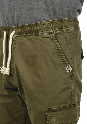 INDICODE JEANS - Tapered Pantalón cargo 'Abbal' en verde