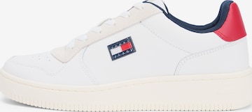Tommy Jeans Tenisky 'RETRO BASKET' – bílá: přední strana