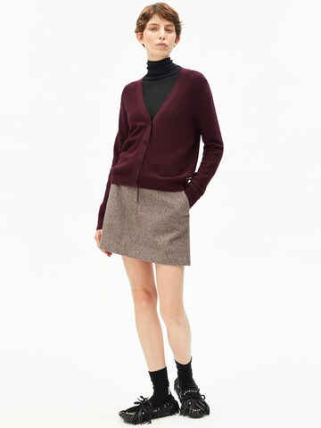 ARMEDANGELS Strickjacke MENAAL LINKS in Rot