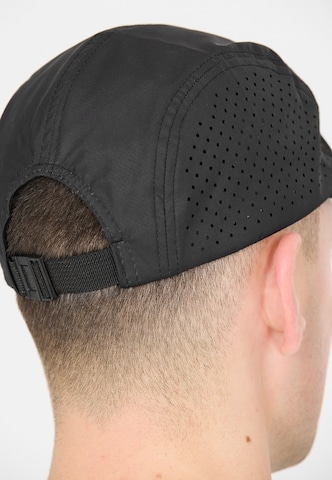 Virtus Kappe 'Gomez' in Schwarz