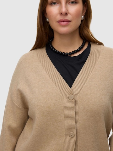 Cardigan oversize Vero Moda Curve en beige