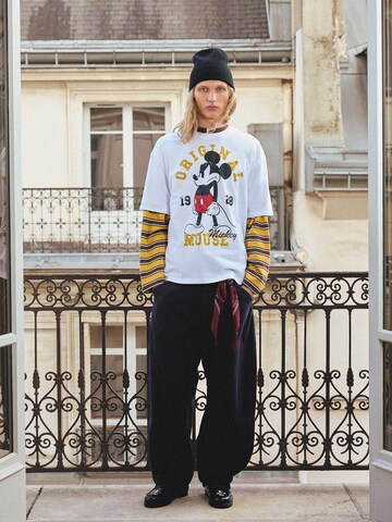 Bershka Majica 'MC MICKEY' | bela barva