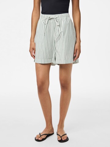 PIECES Loose fit Trousers 'PCTaelyn' in White: front