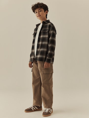 Next - Ajuste regular Camisa en gris