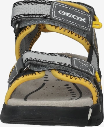Chaussures ouvertes GEOX en jaune