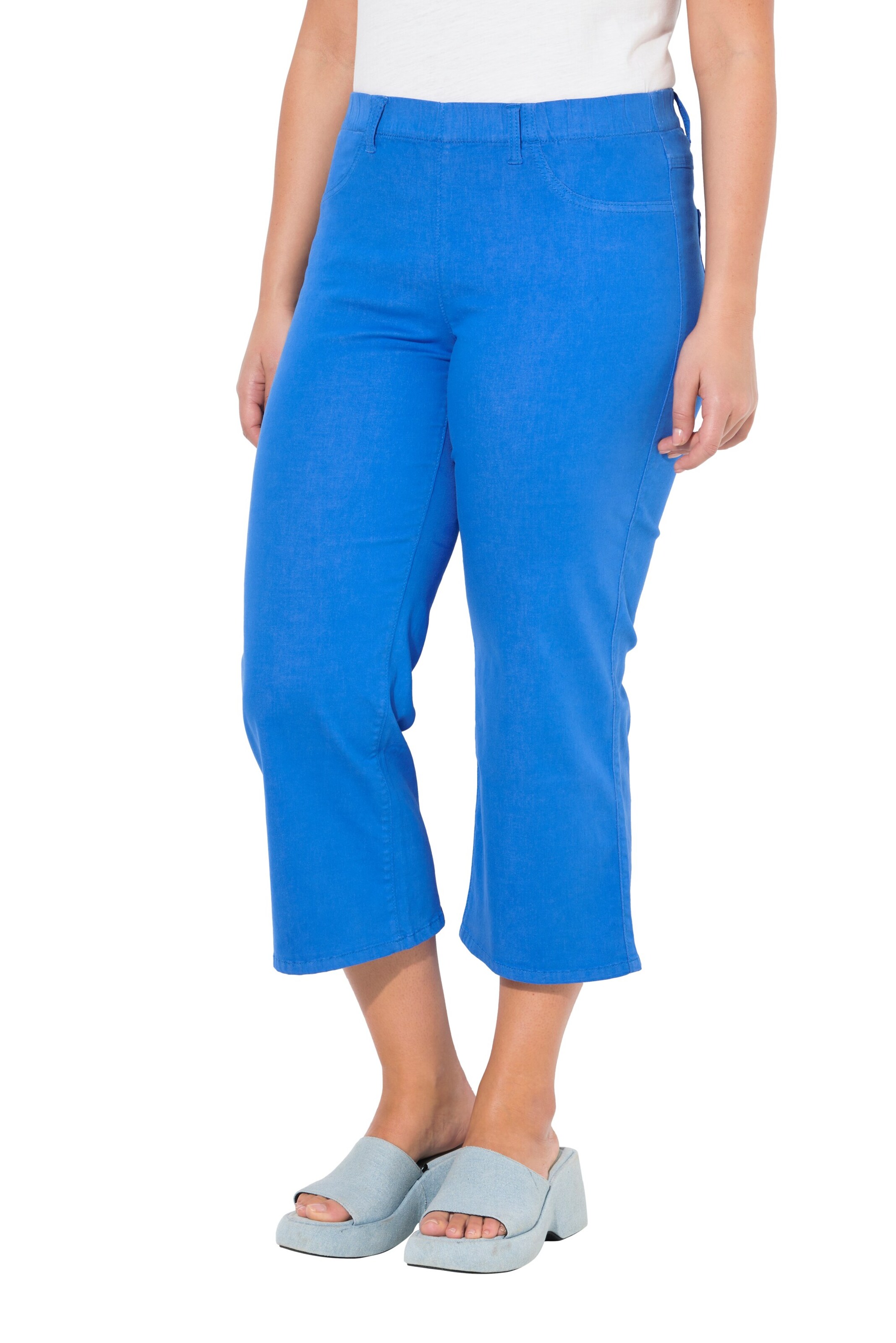 Ulla Popken Regular Jeans in Blue: front