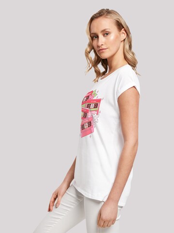 T-shirt 'Christmas Retro Song Tapes Pink' F4NT4STIC en blanc