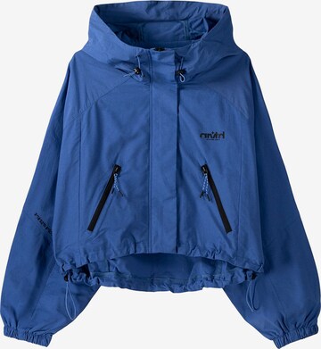 Bershka Jacke in Blau: predná strana