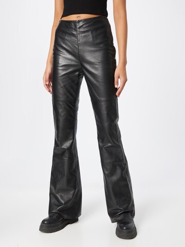 Deadwood Flared Pants 'Kick' in Black: front