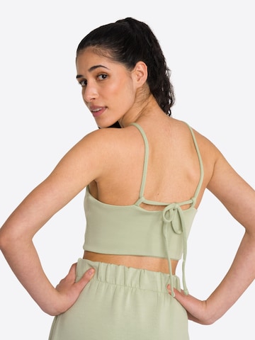 OCEANSAPART - Soutien Bustier Soutien de desporto 'Cruz' em verde