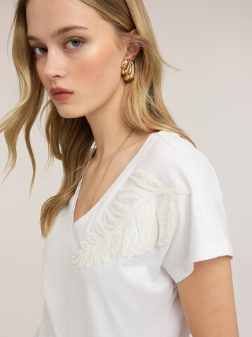 T-shirt MOTIVI en blanc