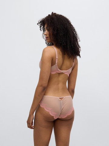 TRIUMPH Trosa i beige