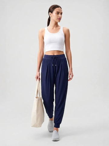 Tommy Life Tapered Hose in Blau