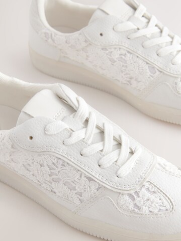 Next Низкие кроссовки 'Forever Comfort' в Белый