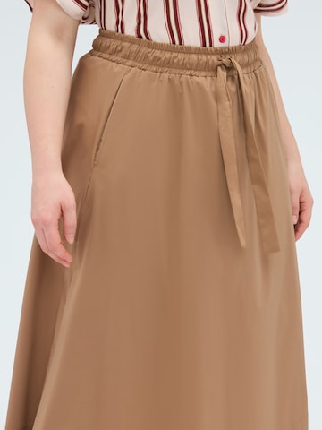 Gonna di Fiorella Rubino in marrone