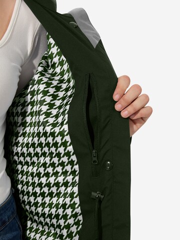ATLASLAVA Outdoor Jacket in Green