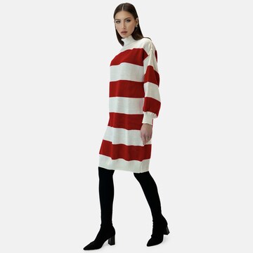 Elara Strikkjole i hvid