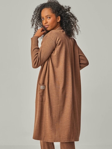 YOU LOOK PERFECT Gebreid vest 'BLOSSOM' in Bruin