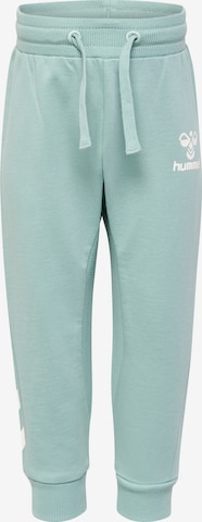 Hummel Tapered Sportbroek in Groen: voorkant