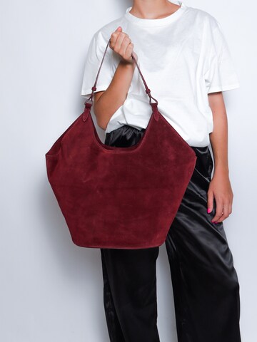 Gave Lux Shoulder Bag in Red