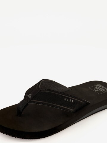 REEF Beach & Pool Shoes 'The Layback' in Black