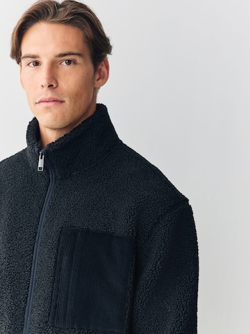 Next Флисовая куртка в Черный