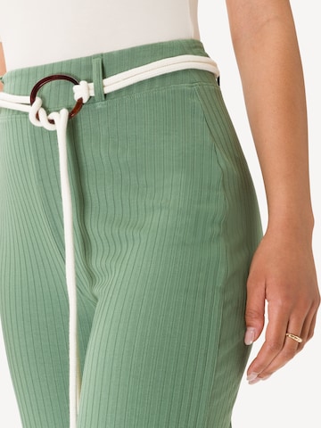 évasé Pantalon 'Lauren' Les Lunes en vert