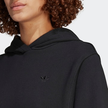 ADIDAS ORIGINALS Sweatshirt 'Premium Essentials' in Schwarz