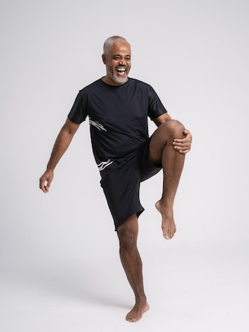HACOY Performance shirt in Black: front