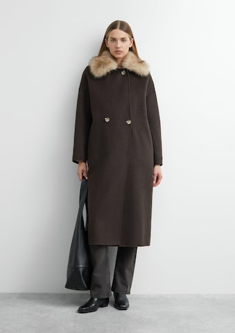 COMMA Kragen in Beige: Vorderseite