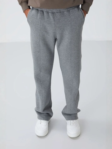 Tommy Life Normální Sportovní kalhoty 'Jogginghose' – šedá