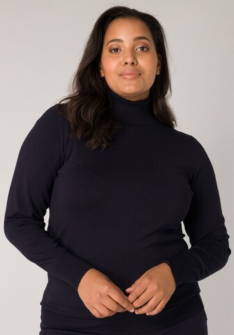 BASE LEVEL CURVY Pullover in Blau