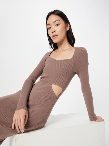 Abercrombie & Fitch Knitted dress in Brown