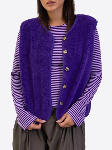 BROKE + SCHÖN Vest in Purple